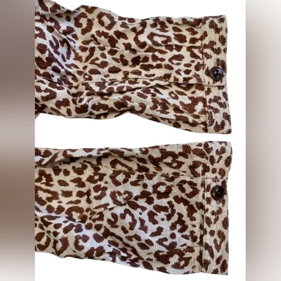 J. Crew 100% Linen EUC Animal Print Top Size 10 - Picture 5 of 7
